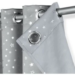 IDMARKET Lot De 2 Rideaux Thermiques Gris Clair Motif étoile 140x180 Cm - Gris 6 IDMARKET Lot De 2 Rideaux Thermiques Gris Clair Motif étoile 140x180 Cm - Gris -Rideau et tringle Soldes 2024 39049938 3