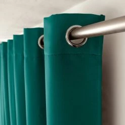 ENJOY HOME Rideau Occultant Polyester 8 Oeillets OBSKUR - 140 X 180 Cm Uni VERT EMERAUDE -Rideau et tringle Soldes 2024 58379743 5